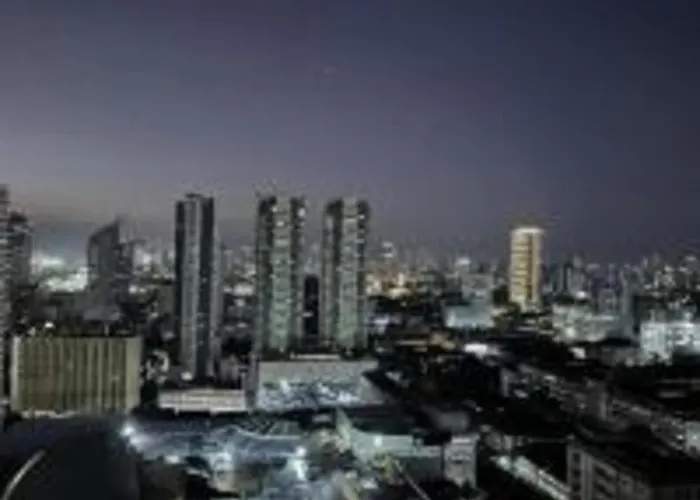Bay Sea View Modern Deluxe With Balcony X Free Pool And Sauna Access Promo X Updated 2024 Price X Front Of Robinsons Place Ermita Pgh X Get 25 Percent Discount 酒店 马尼拉